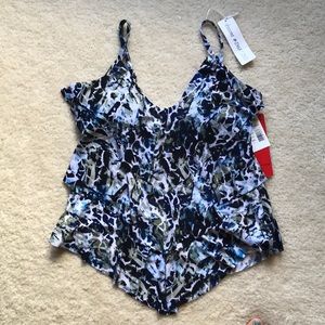 Magic suit top